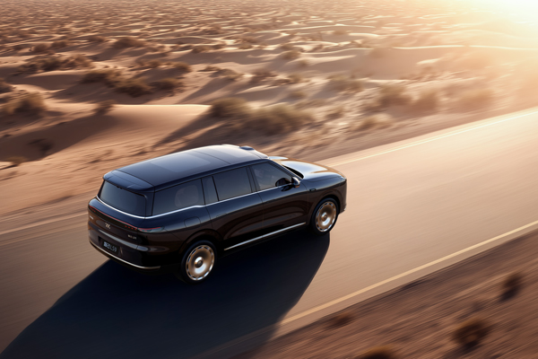 33.69万元起，上汽旗舰?智己LS9正式开启预售 以全球巅峰科技，颠覆30万级大六座SUV格局