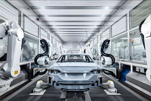 当技术开花、改革结果：上汽的“硬核反攻”